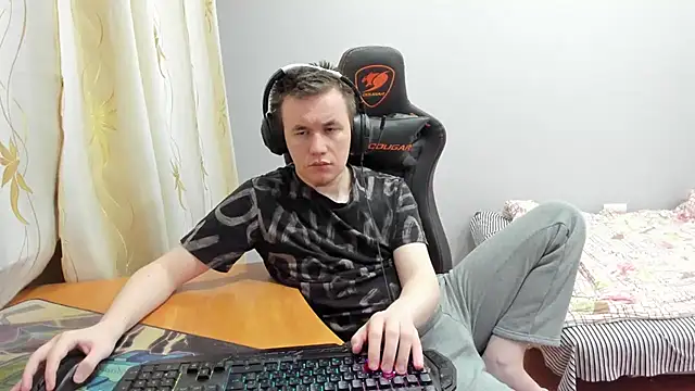 iliaskrislove online show from 11/20/25, 01:11