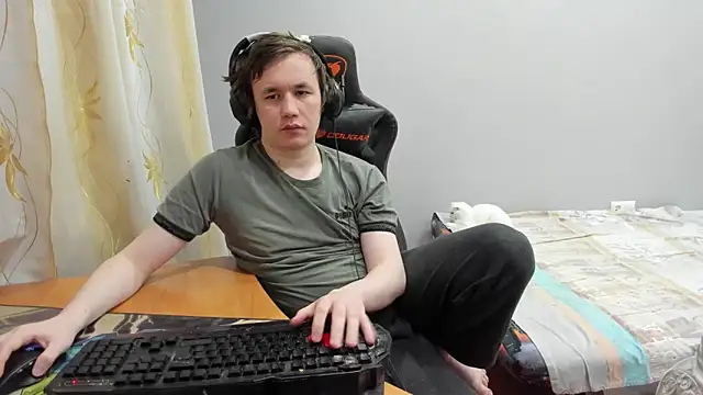 iliaskrislove online show from 03/08/26, 01:36