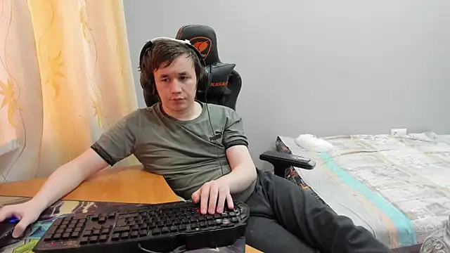 iliaskrislove online show from 03/08/26, 02:04