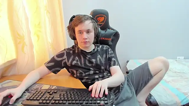 iliaskrislove online show from 03/25/26, 04:18