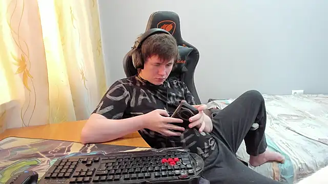 iliaskrislove online show from 03/31/26, 01:33