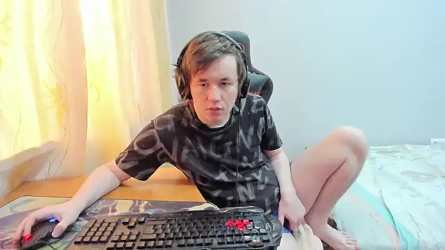 iliaskrislove online show from 04/10/26, 07:24