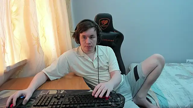 iliaskrislove online show from 04/19/26, 05:40