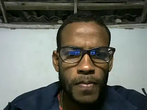 Snapshot of michel_sc chatting on 01/04/25, 09:43 michel sc online show from 01/04/25, 09:43