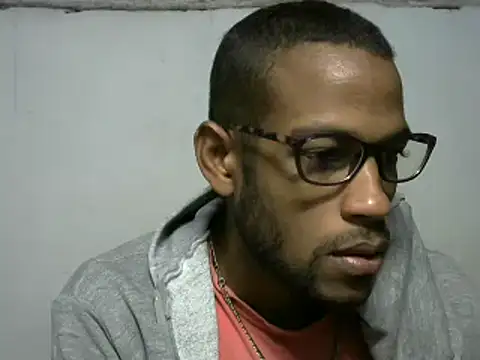 Snapshot of michel_sc chatting on 01/25/25, 10:40 michel sc online show from 01/25/25, 10:40