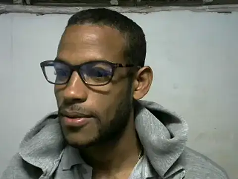 Snapshot of michel_sc chatting on 02/01/25, 09:32 michel sc online show from 02/01/25, 09:32