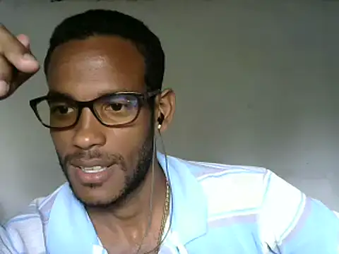 Snapshot of michel_sc chatting on 02/20/25, 12:57 michel sc online show from 02/20/25, 12:57