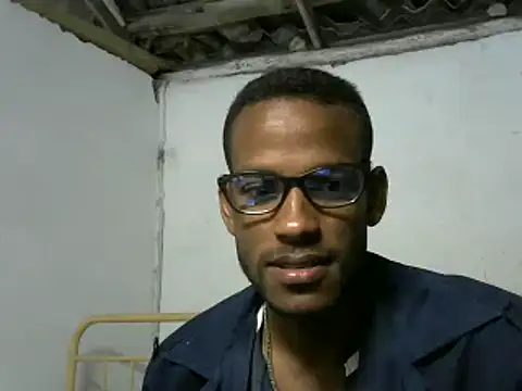 Snapshot of michel_sc chatting on 02/24/25, 06:27 michel sc online show from 02/24/25, 06:27