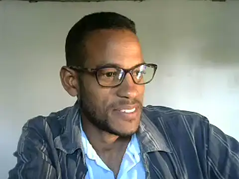 Snapshot of michel_sc chatting on 03/02/25, 12:43 michel sc online show from 03/02/25, 12:43