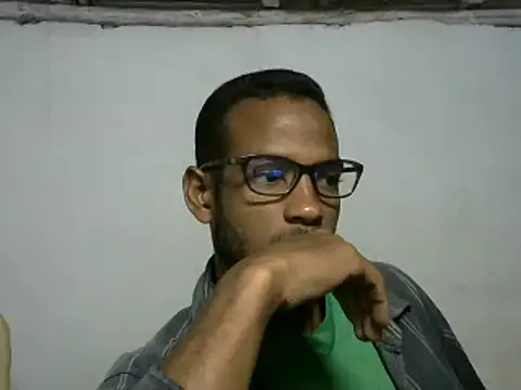 Snapshot of michel_sc chatting on 03/11/25, 08:09 michel sc online show from 03/11/25, 08:09