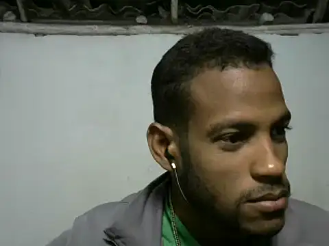 Snapshot of michel_sc chatting on 03/22/25, 10:39 michel sc online show from 03/22/25, 10:39