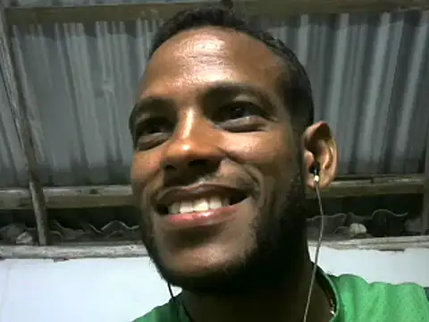 Snapshot of michel_sc chatting on 10/18/25, 06:26 michel sc online show from 10/18/25, 06:26