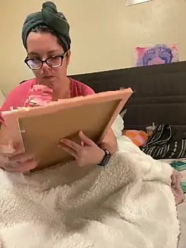 FreakNastyLacie online show from 09/29/25, 01:33