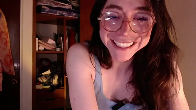 emily pearl  online show from 10/10/25, 09:14