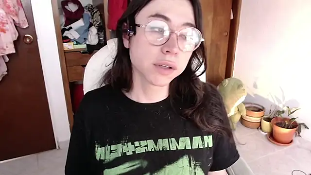 emily pearl  online show from 10/11/25, 01:31