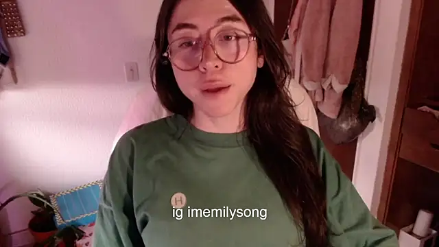 emily pearl  online show from 12/02/25, 10:05