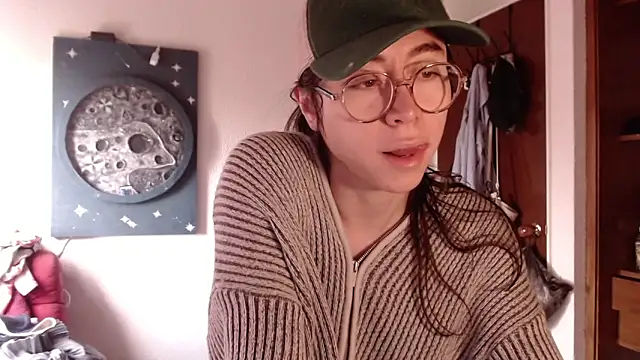 emily pearl  online show from 12/21/25, 02:13