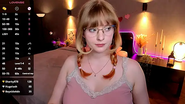 Aemilia  online show from 03/16/26, 08:51