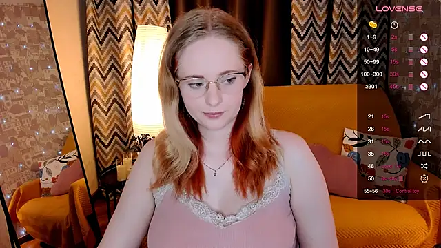 Aemilia  online show from 04/21/26, 02:26