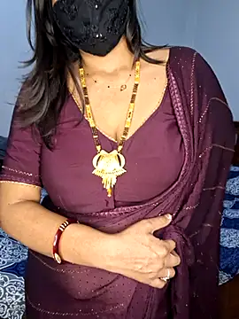 Snapshot of Morningstar_ki_Angel chatting on 12/26/24, 05:40 Morningstar ki Angel online show from 12/26/24, 05:40