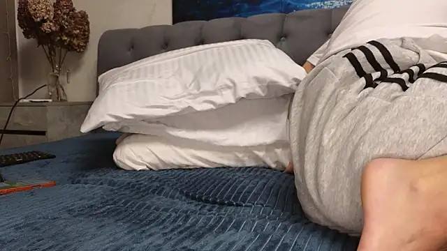 Strip-Lady online show from 03/19/26, 02:21