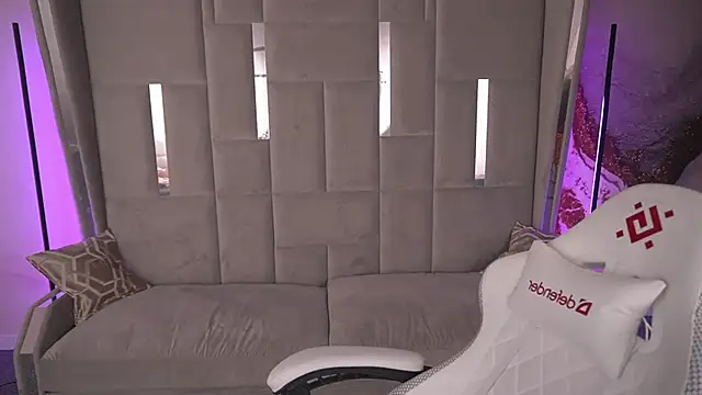 CozyMell online show from 03/17/25, 10:49