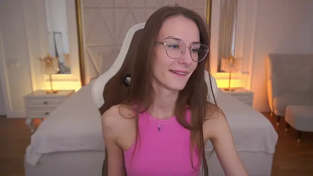 CozyMell online show from 02/04/26, 07:58