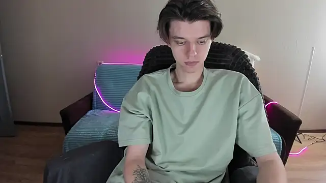 Snapshot of Liam_sexy1 chatting on 12/25/24, 12:37 Liam sexy1 online show from 12/25/24, 12:37