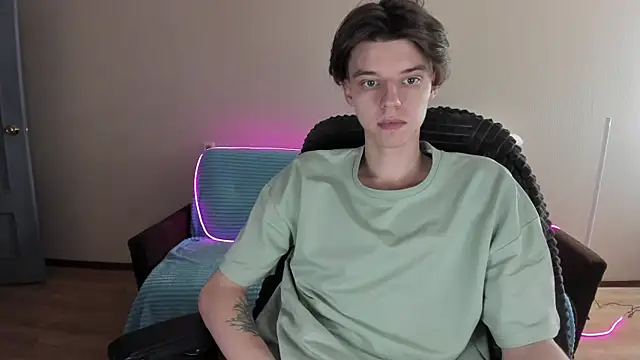 Snapshot of Liam_sexy1 chatting on 12/27/24, 12:34 Liam sexy1 online show from 12/27/24, 12:34