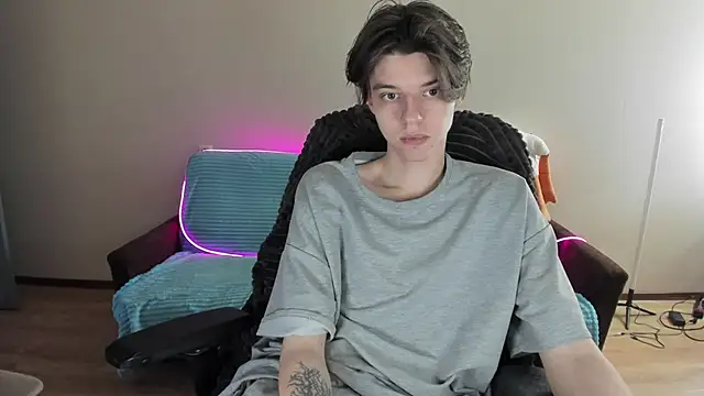 Snapshot of Liam_sexy1 chatting on 01/05/25, 12:42 Liam sexy1 online show from 01/05/25, 12:42