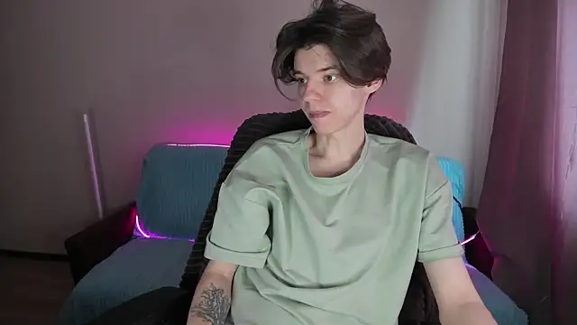 Snapshot of Liam_sexy1 chatting on 02/22/25, 08:18 Liam sexy1 online show from 02/22/25, 08:18