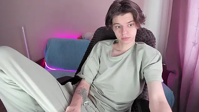 Snapshot of Liam_sexy1 chatting on 02/26/25, 08:26 Liam sexy1 online show from 02/26/25, 08:26