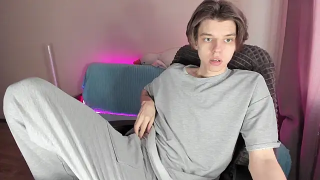 Snapshot of Liam_sexy1 chatting on 02/26/25, 02:14 Liam sexy1 online show from 02/26/25, 02:14