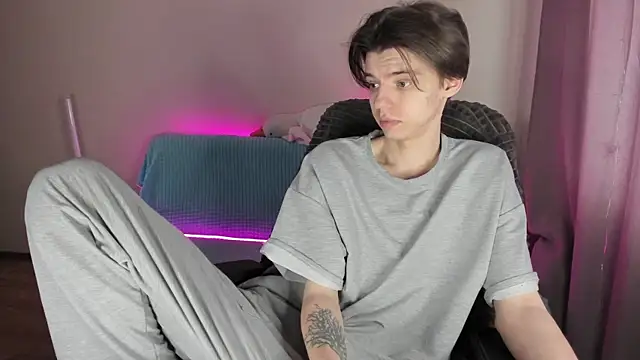 Snapshot of Liam_sexy1 chatting on 02/28/25, 07:58 Liam sexy1 online show from 02/28/25, 07:58