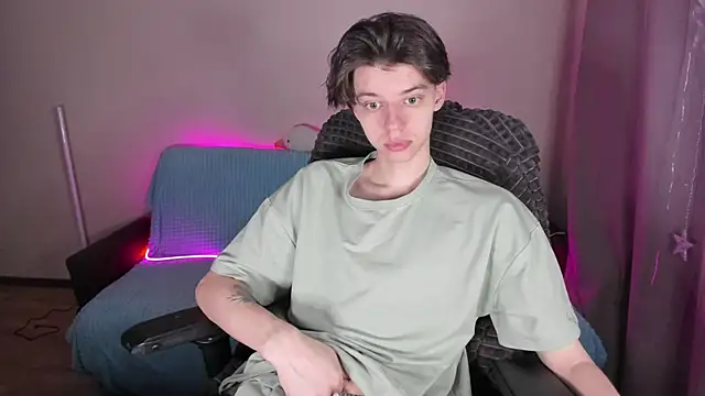 Snapshot of Liam_sexy1 chatting on 03/13/25, 05:11 Liam sexy1 online show from 03/13/25, 05:11