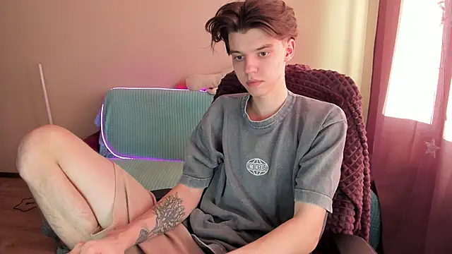 Snapshot of Liam_sexy1 chatting on 03/14/25, 02:52 Liam sexy1 online show from 03/14/25, 02:52