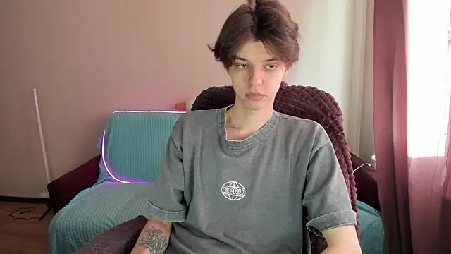 Snapshot of Liam_sexy1 chatting on 03/17/25, 01:18 Liam sexy1 online show from 03/17/25, 01:18