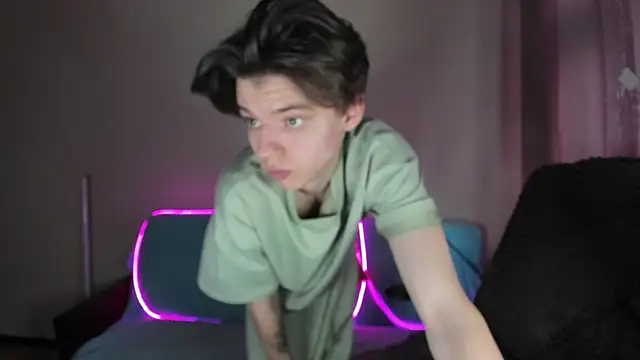 Snapshot of Liam_sexy1 chatting on 03/20/25, 03:47 Liam sexy1 online show from 03/20/25, 03:47