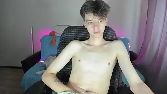 Snapshot of Liam_sexy1 chatting on 09/20/25, 06:58 Liam sexy1 online show from 09/20/25, 06:58