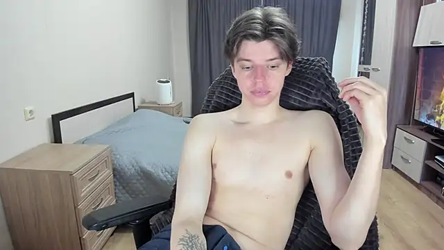 Liam sexy1 online show from 03/20/26, 07:35