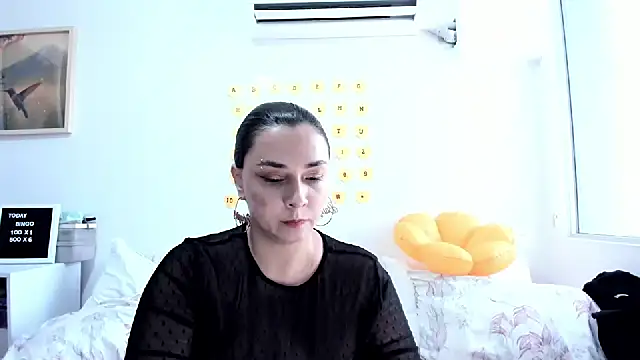 SuzyGamingFairy online show from 07/27/26, 06:15