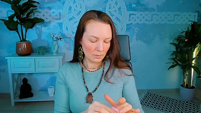 VandaRossi online show from 01/29/25, 05:09