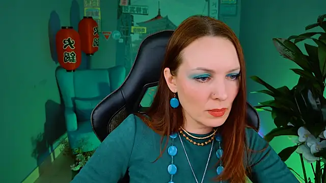 VandaRossi online show from 02/05/25, 02:16