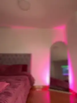 samantha evans2 online show from 10/10/25, 12:53