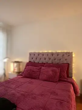 samantha evans2 online show from 04/18/26, 10:43