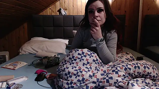 BoeseMoni1998 online show from 01/28/25, 08:15