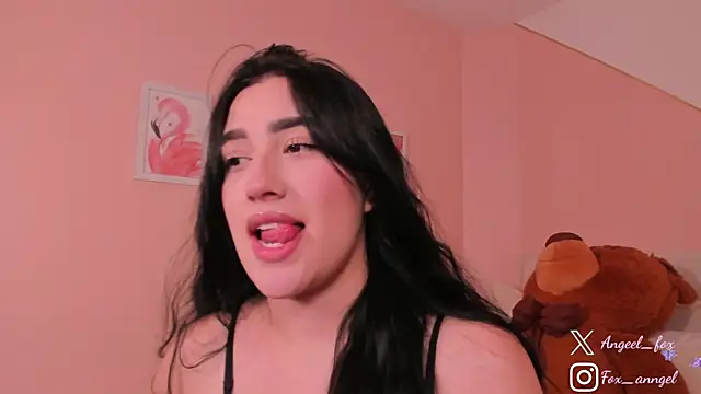 angeel fox online show from 10/07/25, 02:53