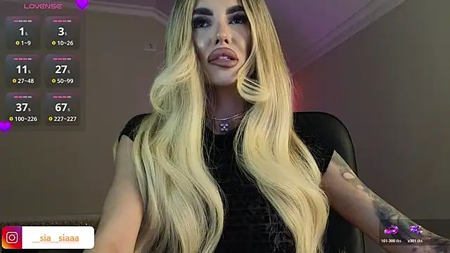 ArianaArianna online show from 04/24/26, 06:32