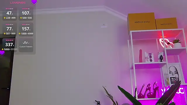 ArianaArianna online show from 05/29/26, 07:45