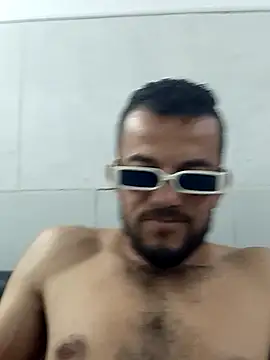 Snapshot of geminiz90 chatting on 12/05/25, 03:20 geminiz90 online show from 12/05/25, 03:20